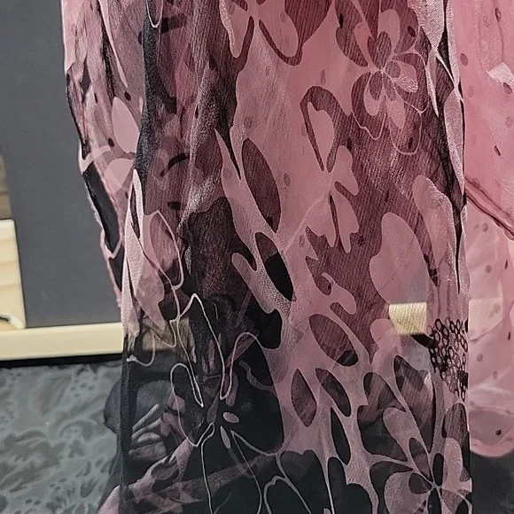 Exquisite Vintage Pink and Black Silk Retro Scarf Headcover - Picture 1 of 5